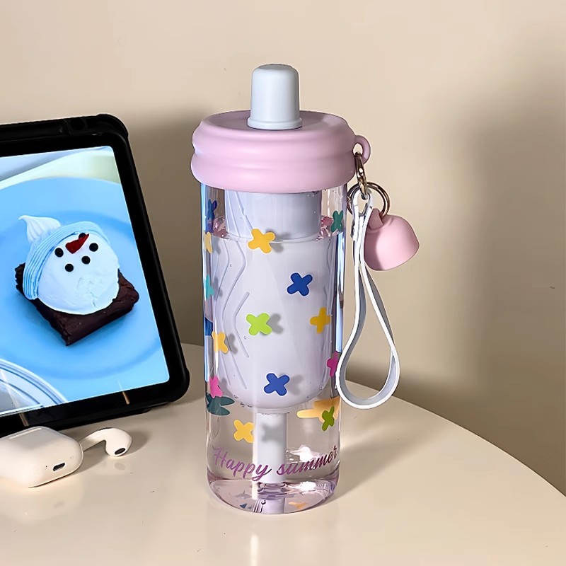 650ml Cute Hearts Water Bottle - Coffee Equipment Filter recension och pris